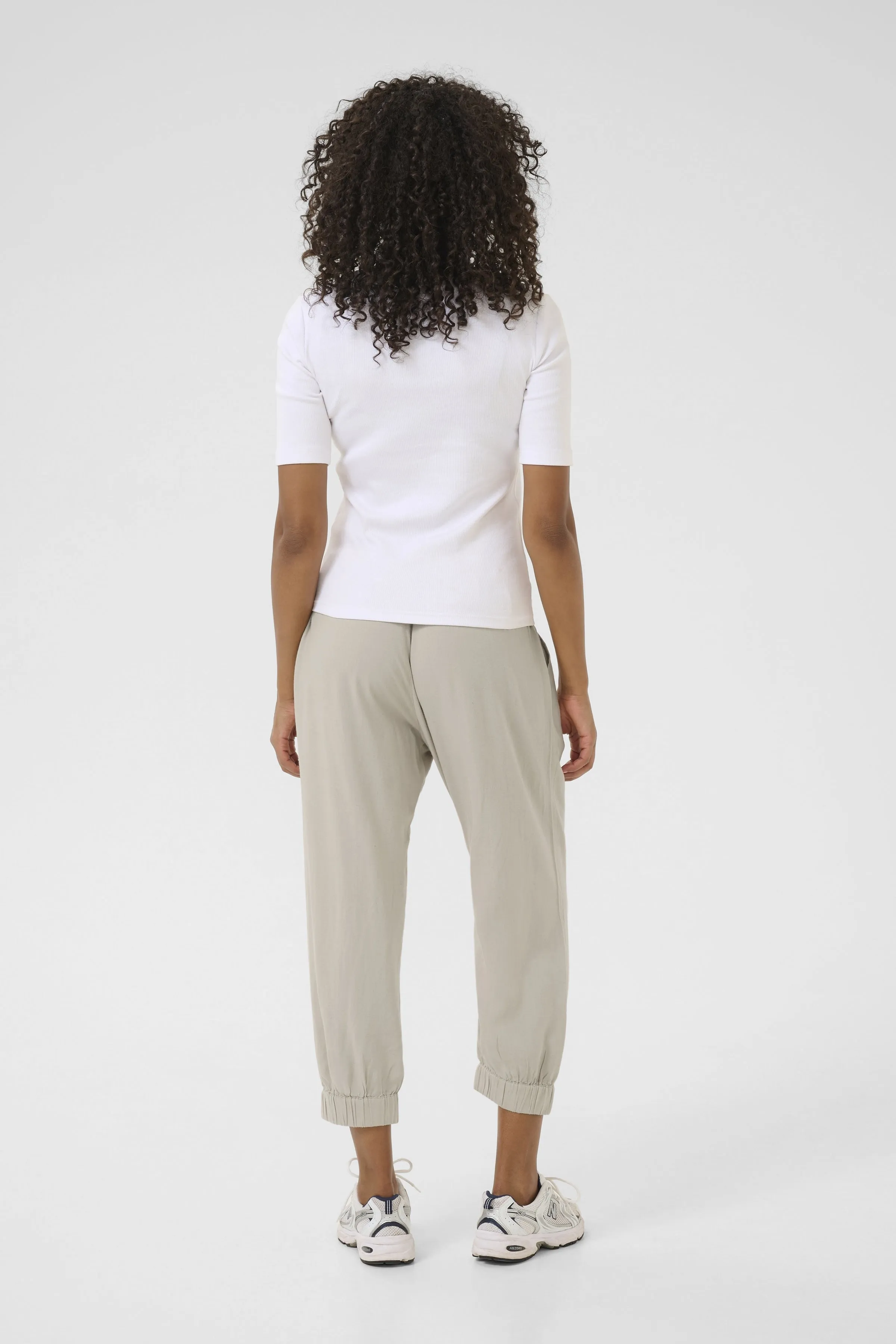Kaffe Mila Capri Jogger || Feather Grey