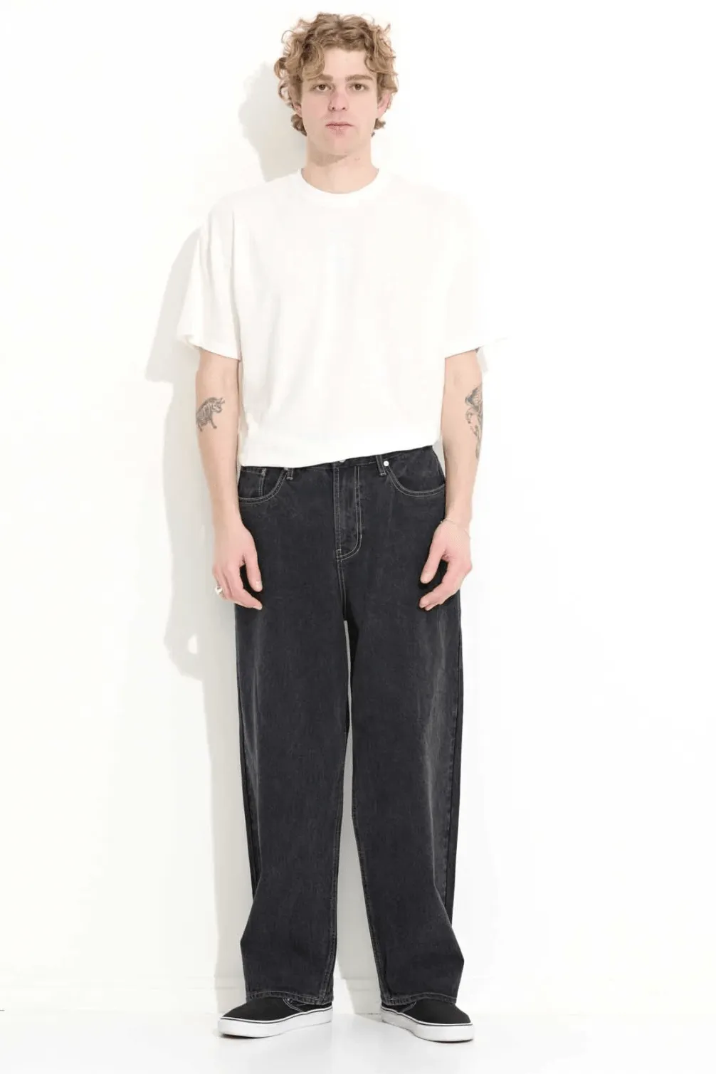MISFIT BAGGY JEAN - BLACK PEPPER
