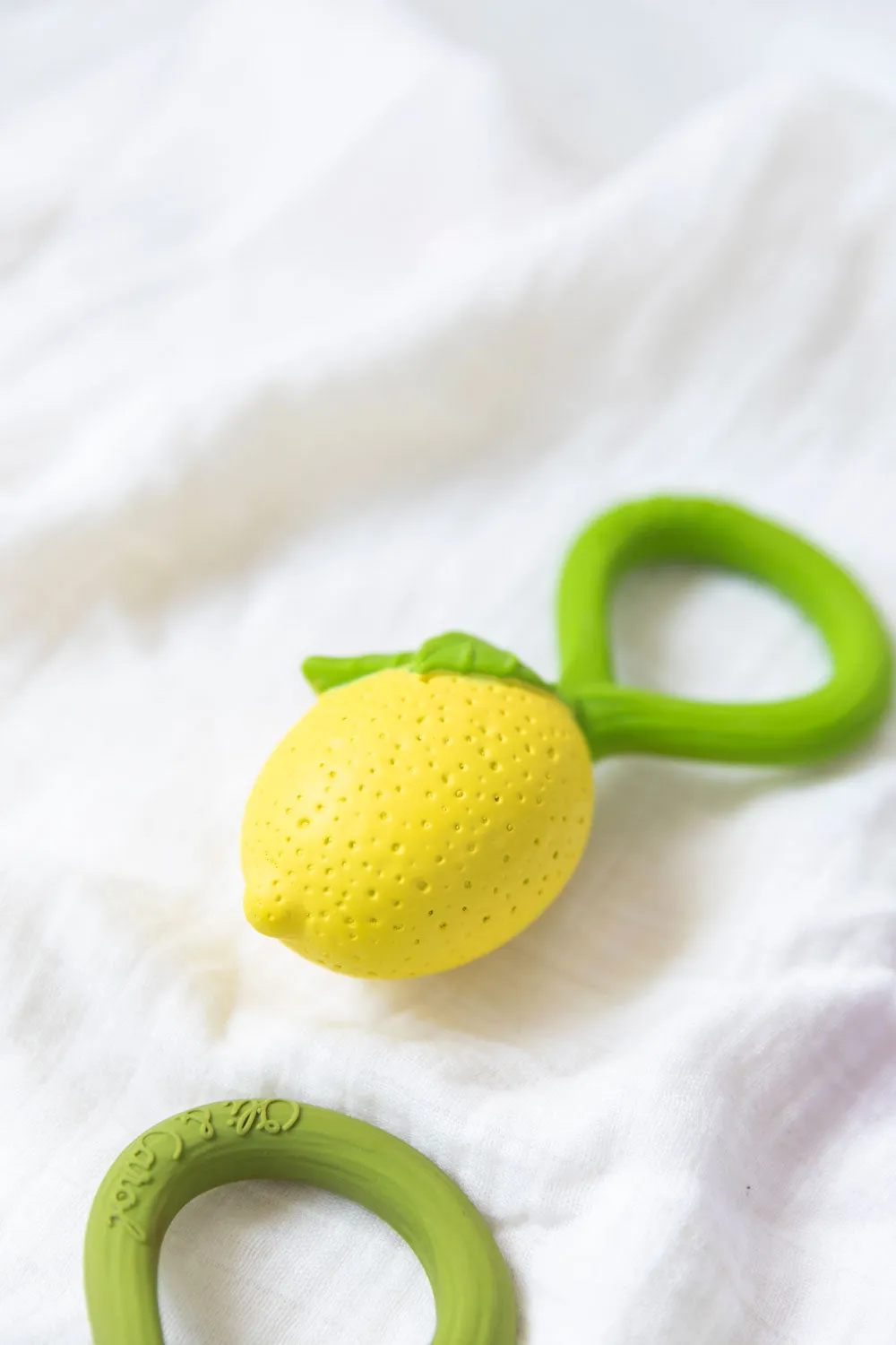 Oli & Carol Lemon Rattle Teether